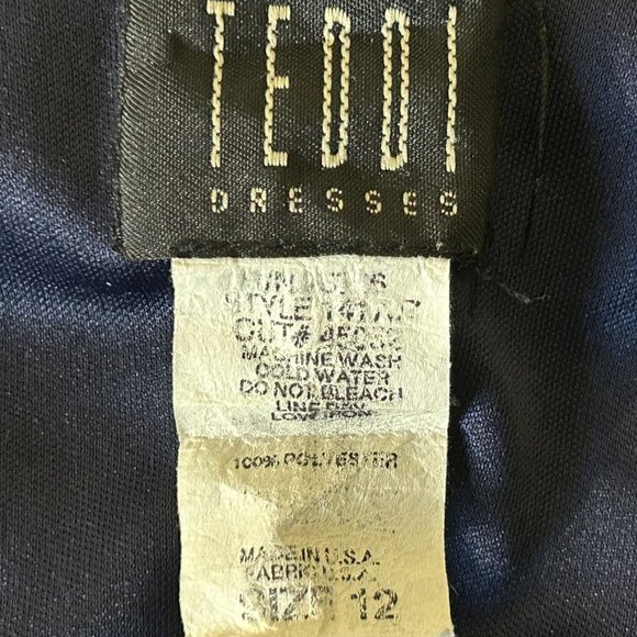 Teddi Dress - Picture 3 of 3